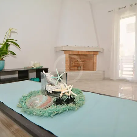 Chrysilia Daire Ermioni