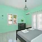 Apartment Chrysilia *