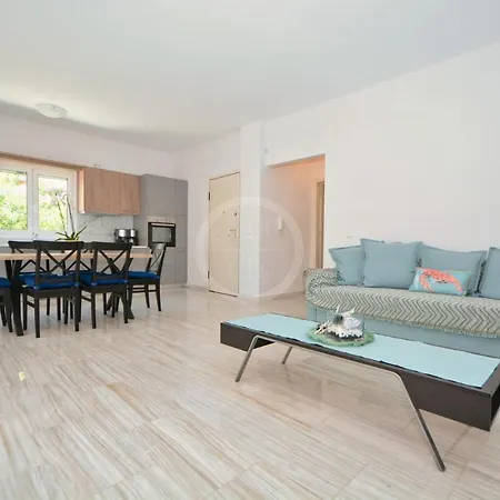 Apartment Chrysilia Ermioni